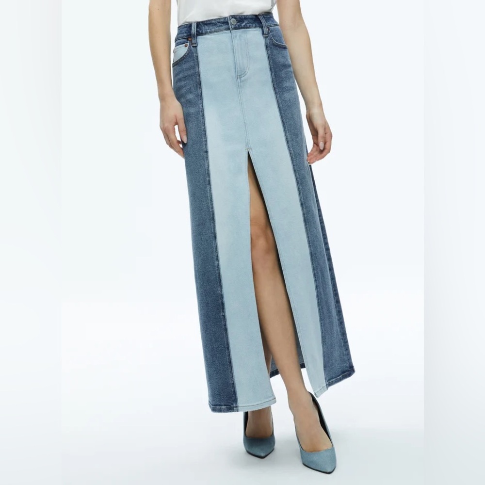 NWT Alice + Olivia 2 tone denim skirt